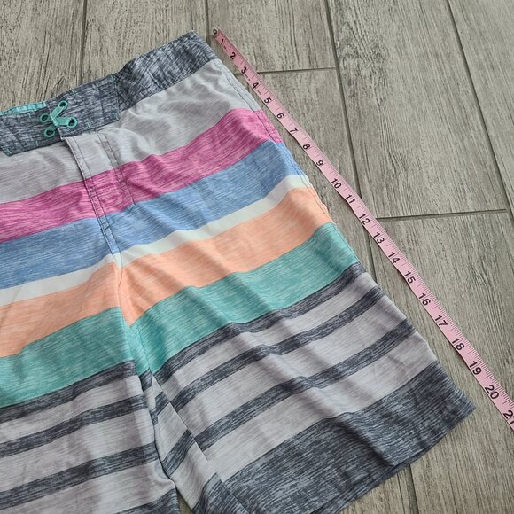 🏷 3/$15 or 5/$20 Art Class Boys Swim Trunks Multicolor Stripes Size 16 - Picture 3 of 7